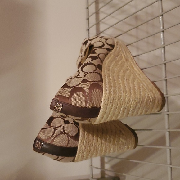 Coach Wedge Heels - Picture 4 of 4